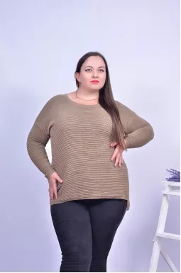  Стильний джемпер батал