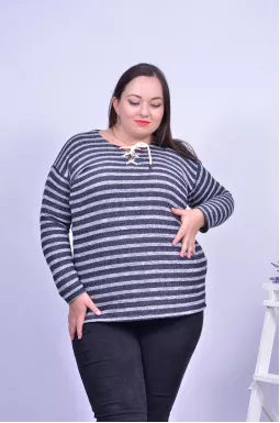 Лонгслів зі шнурівкою батал