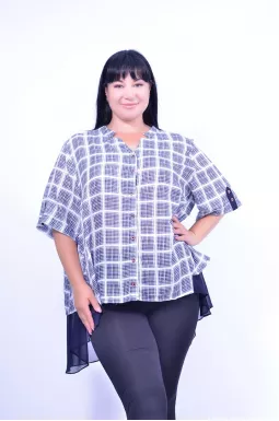 Класична блуза в клітинку 