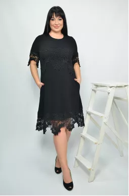 Гарна сукня з гіпюром