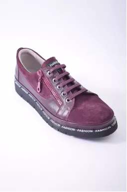 Туфлі закриті на шнурівці великих розмірів