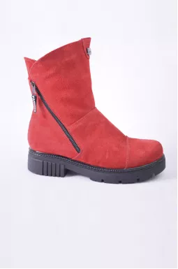 Ботинки зимние замшевые красные