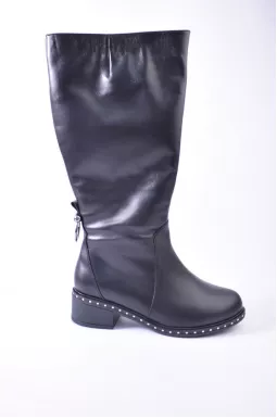 Чоботи зимові шкіряні на підборах великих розмірів