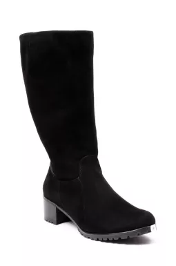 Замшевые сапоги на каблуке больших размеров