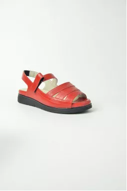 Шкіряні босоніжки на танкетці великих розмірів 