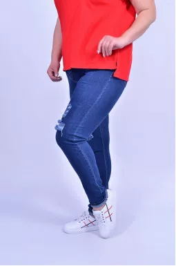 Джинси вузькі зі стильними потертостями батал