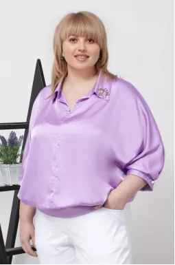 Изысканная атласная блуза с украшениями батал