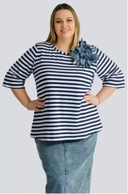 Блуза в смужку з прикрасою великих розмірів