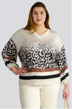 Блуза атласна в леопардовий принт великих розмірів