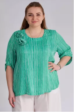 Зелена блуза в смужку з текстильним декором великих розмірів