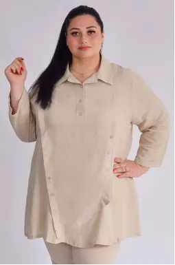 Блуза в бежевому відтінку з ґудзиками великих розмірів