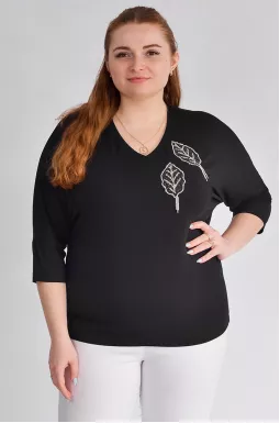 Блуза короткая черная с декором больших размеров