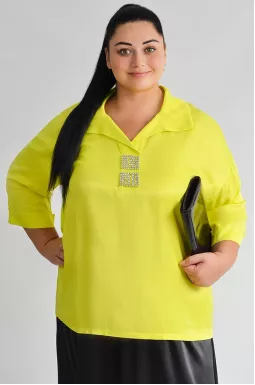 Атласна блуза з блискучим акцентом і декорованою спинкою великих розмірів