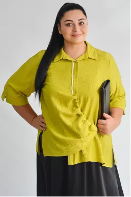 Довга блуза з декоративною зборкою великих розмірів