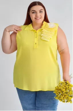Блуза жовта без рукавів з квіткою на плечі великих розмірів
