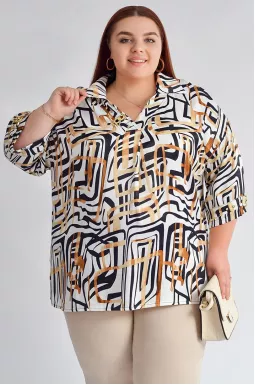 Блуза атласна з геометричним принтом великих розмірів