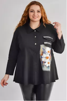 Элегантная блуза с цветочным акцентом больших размеров