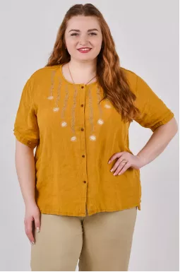 Блуза з декоративною вишивкою та на ґудзиках великих розмірів