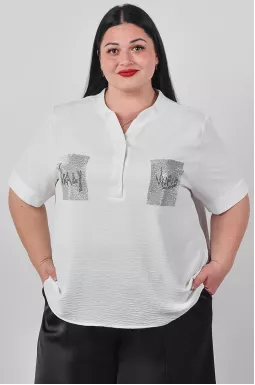 Блуза из фактурной жатой ткани и со стразами больших размеров