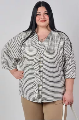 Елегантна блуза в смужку з рушами великих розмірів