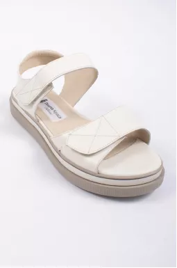 Босоніжки однотонні шкіряні великих розмірів 