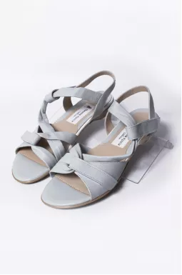 Сірі шкіряні сандалі великих розмірів