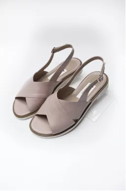 Пудрові босоніжки з написом "Ми з України" на повні широкі ніжки великих розмірів