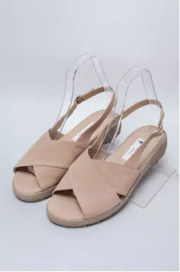 Босоніжки нубук на танкетці великих розмірів