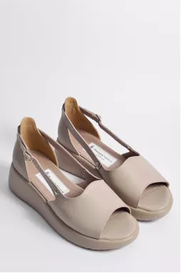 Босоніжки кольору візон на дуже широкі ніжки та кісточку великих розмірів