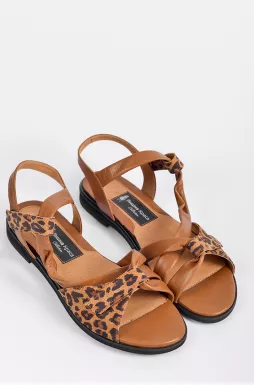 Босоніжки з леопардовим принтом на дуже широкі ніжки великих розмірів
