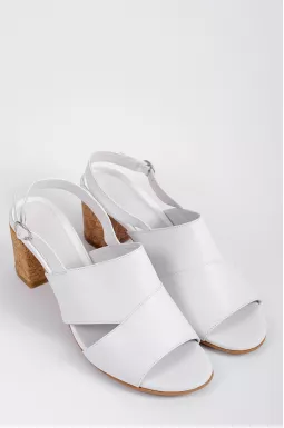 Босоніжки білі на підборах на широкі ніжки великих розмірів 
