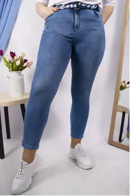 Джинсы 7/8 с поясом и декором супер батал