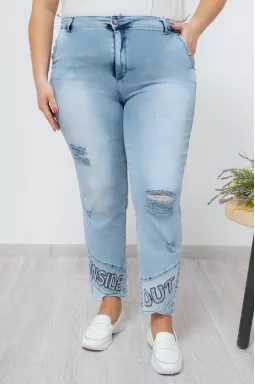Рвані джинси з потертостями і декором батал