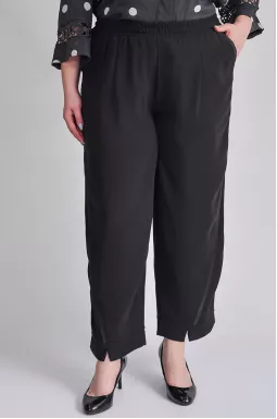 Черные широкие брюки-бананы из костюмной ткани больших размеров