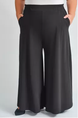 Черные брюки палаццо с карманами больших размеров