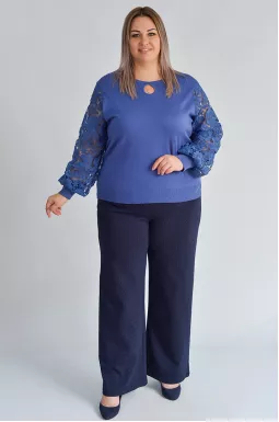 Широкі брюки з декоративним фіксатором на поясі великих розмірів