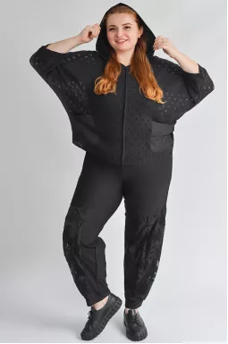 Брюки банани з декоративними вставками з прошви великих розмірів