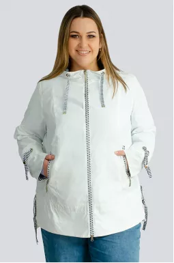 Ветровка с декором в полоску больших размеров