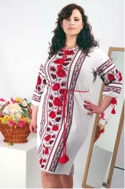 Сукня-вишиванка з поясом супер батал