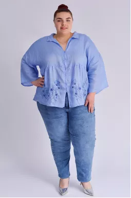 Вишиванка-блуза з квітковими мотивами великих розмірів