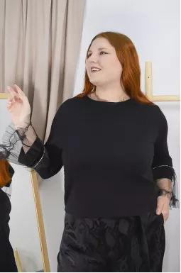 Джемпер прикрашений фатіном