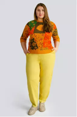 Джинсы зауженные с украшением больших размеров