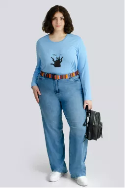 Джинсы с ярким поясом больших размеров