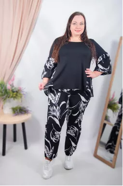 Повседневный брючный костюм батал