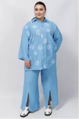 Стильный летний костюм из жатки батал