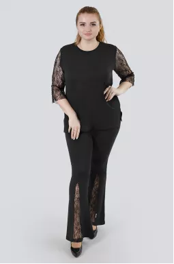 Элегантный трикотажный костюм с кружевом супер батал