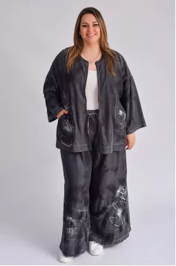 Костюм с широкими брюками и принтом больших размеров