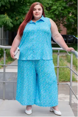 Костюм с жилетом и широкими брюками в цветочный принт больших размеров