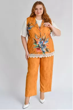 Костюм - брюки с удлиненным жилетом и цветочным принтом больших размеров