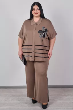 Костюм - брюки в кольорі мокко з контрастними деталями великих розмірів
